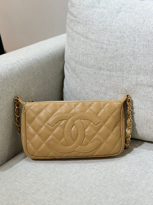 vintage chanel clutch bags