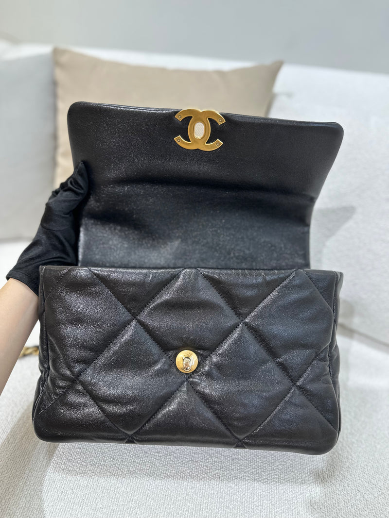 Chanel 19 Medium Flap Bag in Black Lambskin Mixed Metal Hardware